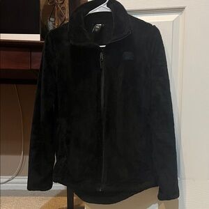 The North Face Women's Black Fleece Pullover